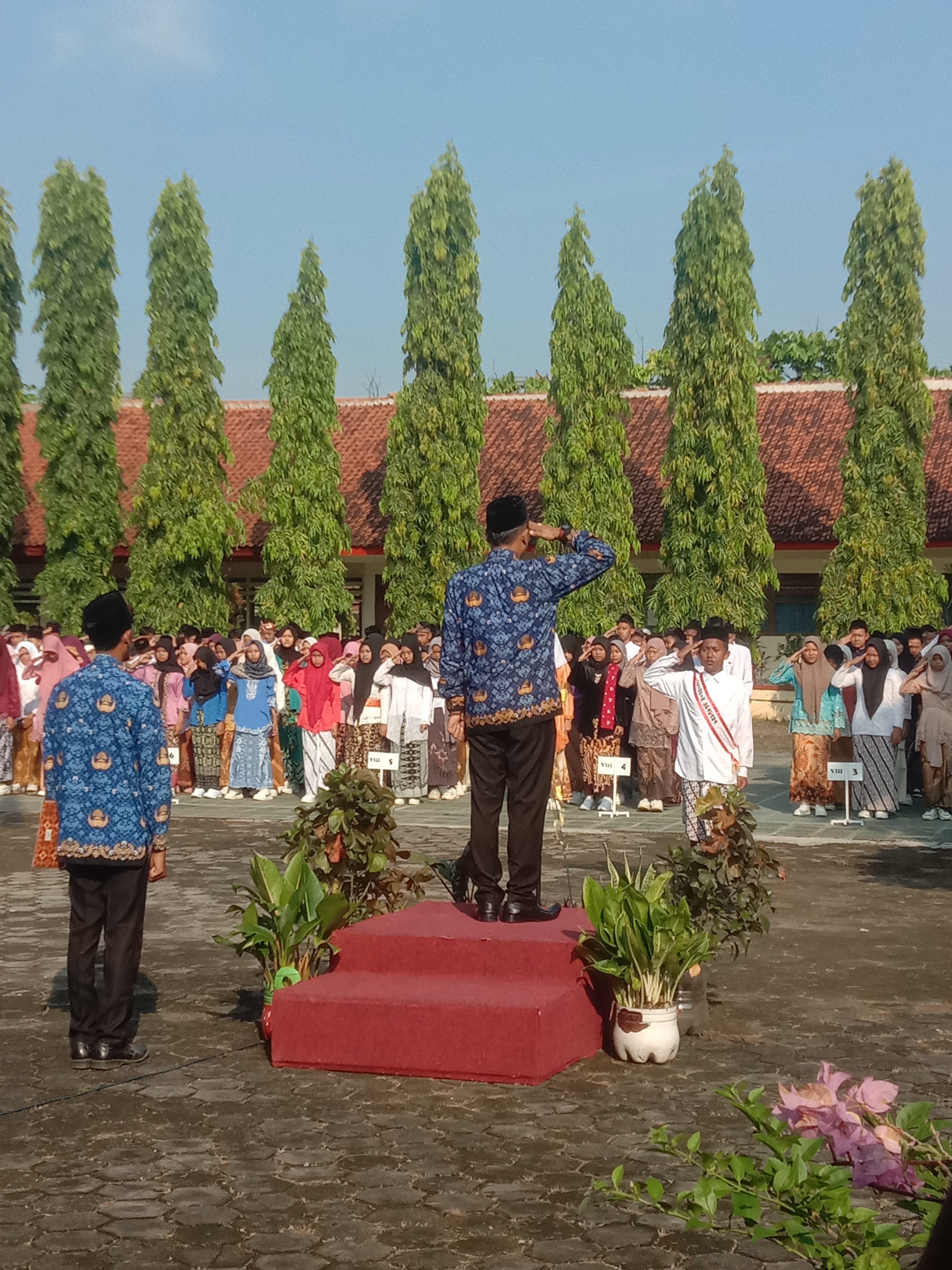 Memperingati Hari Pendidikan Nasional: Wujudkan Generasi Emas Bersama SMPN 1 Wonopringgo